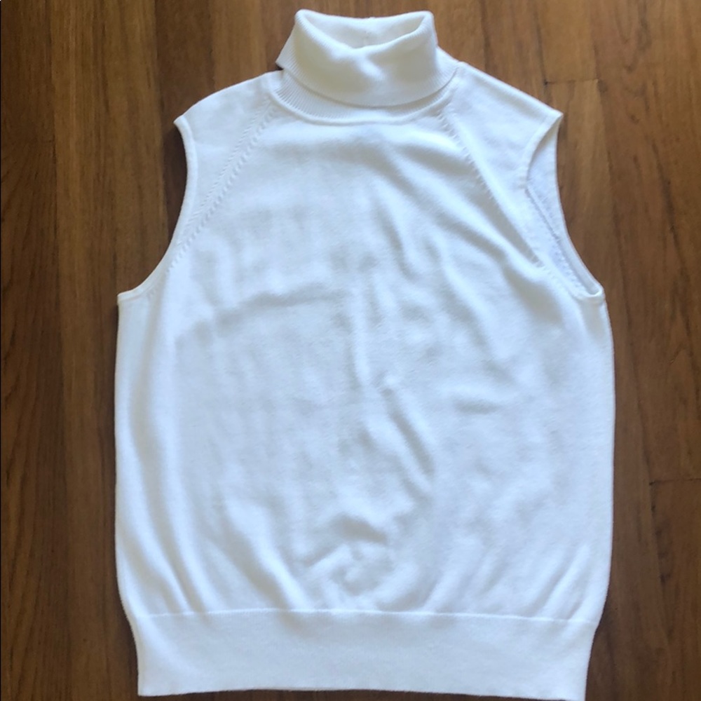 Turtleneck tank sweater